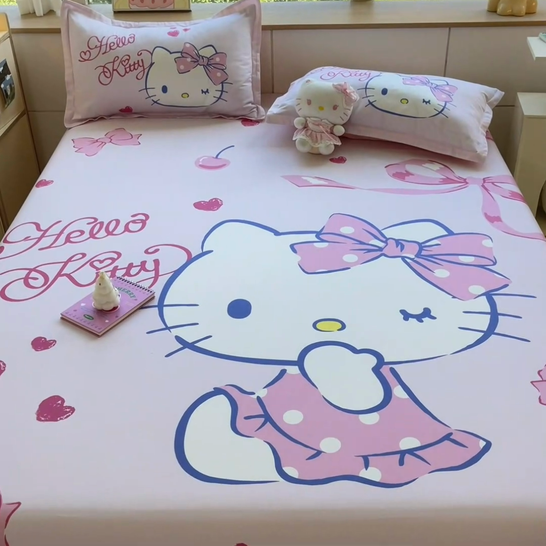 91家纺网 家纺一手货源 找家纺 博雅 2024新款三丽鸥全棉大版印花床笠系列 全棉大版-甜心KT