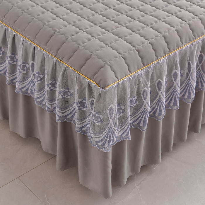 91家纺网 家纺一手货源 找家纺 艾裙海 2025新款90克磨毛夹棉绗缝床裙 浅灰色