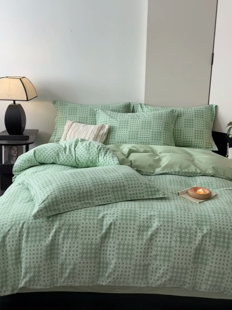 91家纺网 家纺一手货源 找家纺 涵宸家纺 2024新款亲肤全棉磨毛印花四件套--芬兰系列 井千-绿