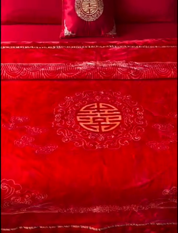 91家纺网 家纺一手货源 找家纺 2024新款婚庆双层高密云毛毯毯子 喜传天下