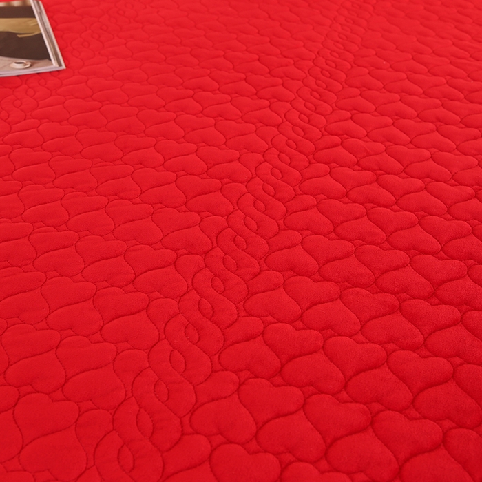 91家纺网 家纺一手货源 找家纺 芸锦豪 2024新款宝宝绒床盖 红色