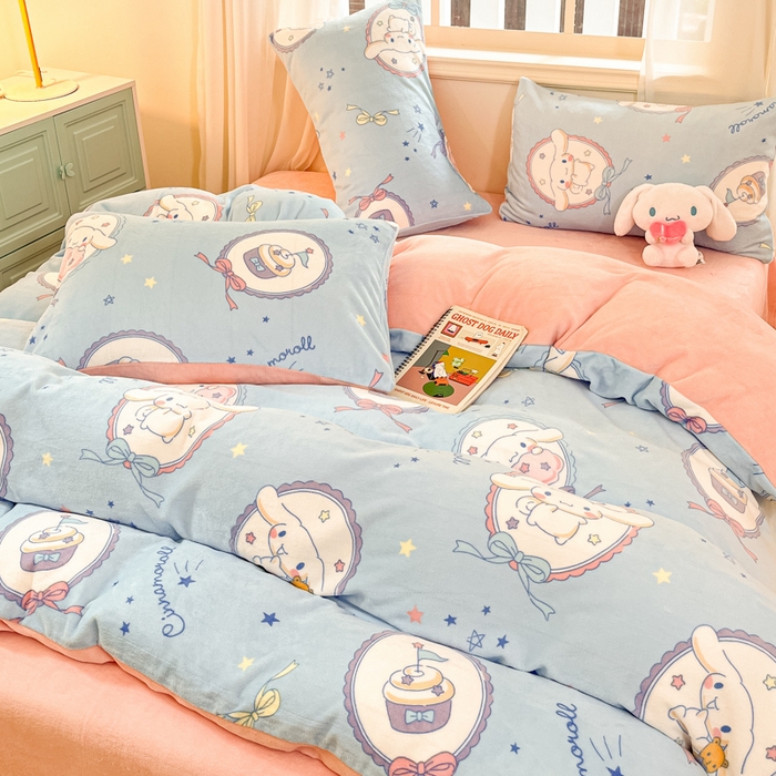 91家纺网 家纺一手货源 找家纺 2024新品正版三丽鸥授权卡通加厚高克重牛奶绒系列四件套 绒三丽鸥-星星玉桂狗