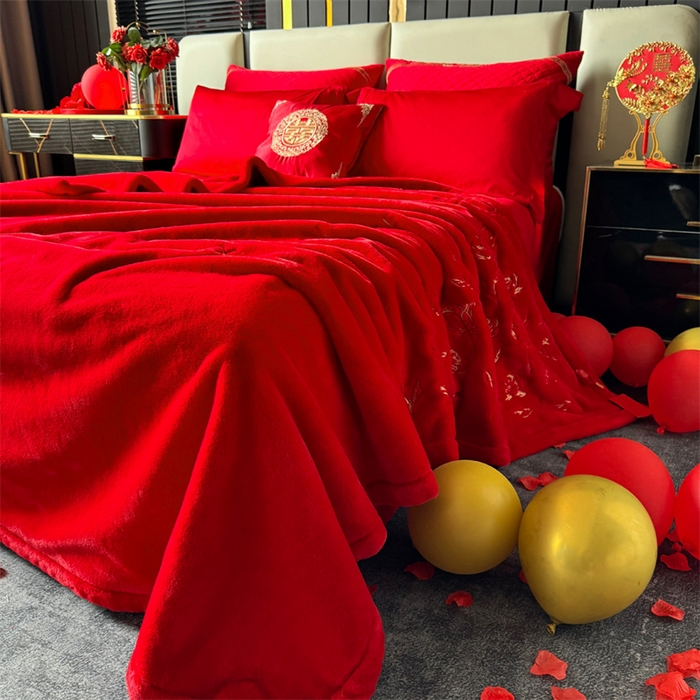 91家纺网 家纺一手货源 找家纺 2024新款仿皮草兔绒精品绣花毛毯毯子 玫瑰之约