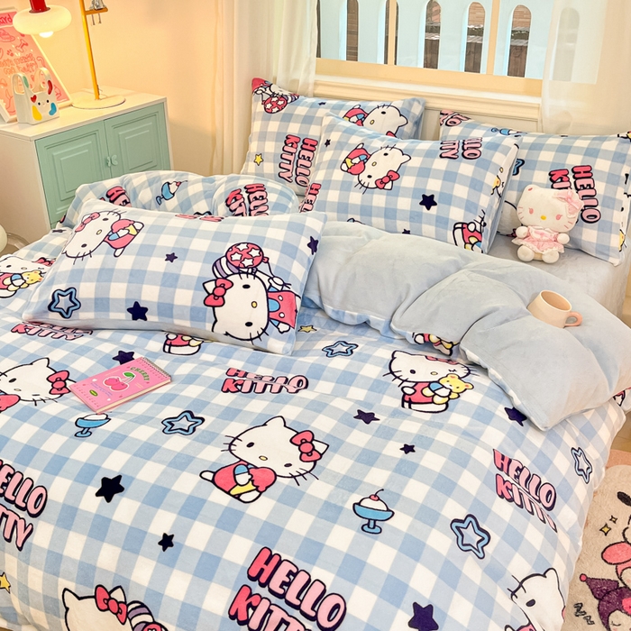 91家纺网 家纺一手货源 找家纺 2024新品正版三丽鸥授权卡通加厚高克重牛奶绒系列四件套 绒三丽鸥-蓝格星星kitty