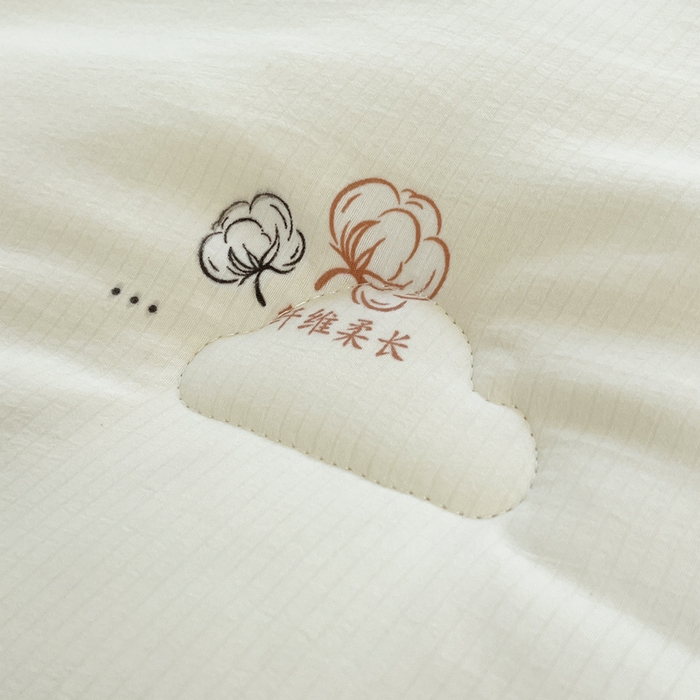 91家纺网 家纺一手货源 找家纺 默忆 2025新款亲肤雪绒棉保暖被芯立体棉冬被被子春秋被 雪棉朵朵-月白