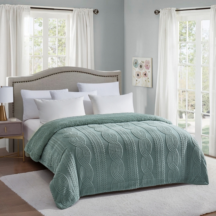 91家纺网 家纺一手货源 找家纺 巴木赫 2024新款8字配色双层羊羔绒毛毯 墨绿