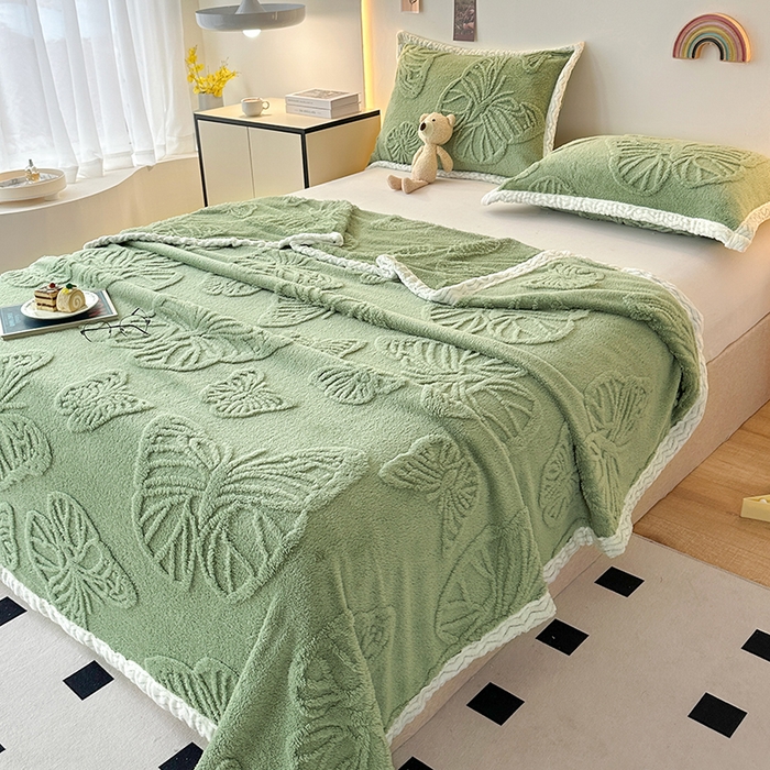 91家纺网 家纺一手货源 找家纺 （总）芸锦豪 2024新款蝴蝶提花毛毯包边款