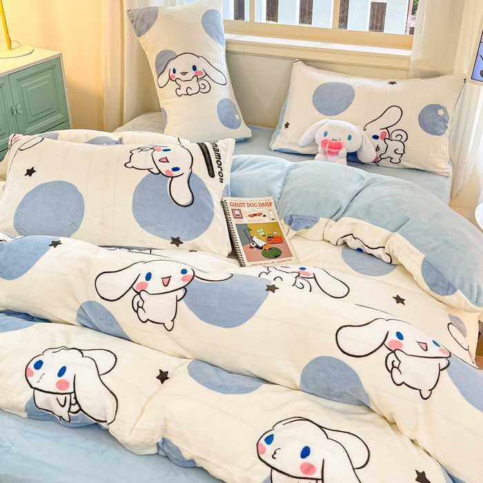 91家纺网 家纺一手货源 找家纺 2024新品正版三丽鸥授权卡通加厚高克重牛奶绒系列四件套 绒三丽鸥-蓝色波点玉桂狗