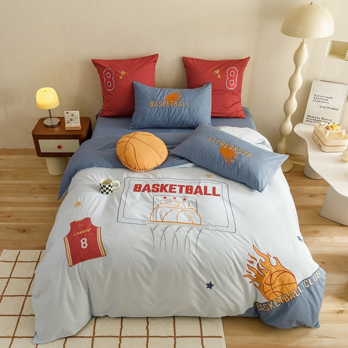91家纺网 家纺一手货源 找家纺 绒梦里 2024新款全棉A类40s水洗棉贴布绣花四件套-篮球系列 挚爱篮球-浅蓝