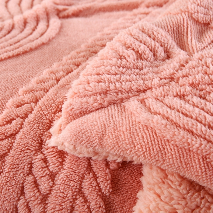 91家纺网 家纺一手货源 找家纺 巴木赫 2024新款8字配色双层羊羔绒毛毯 粉色