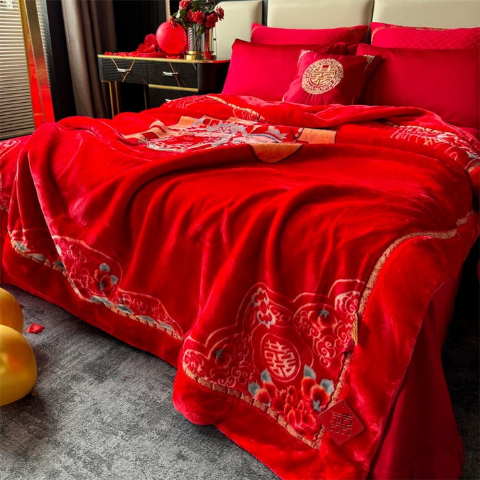 91家纺网 家纺一手货源 找家纺 2024新款婚庆双层高密云毛毯毯子 喜从天降