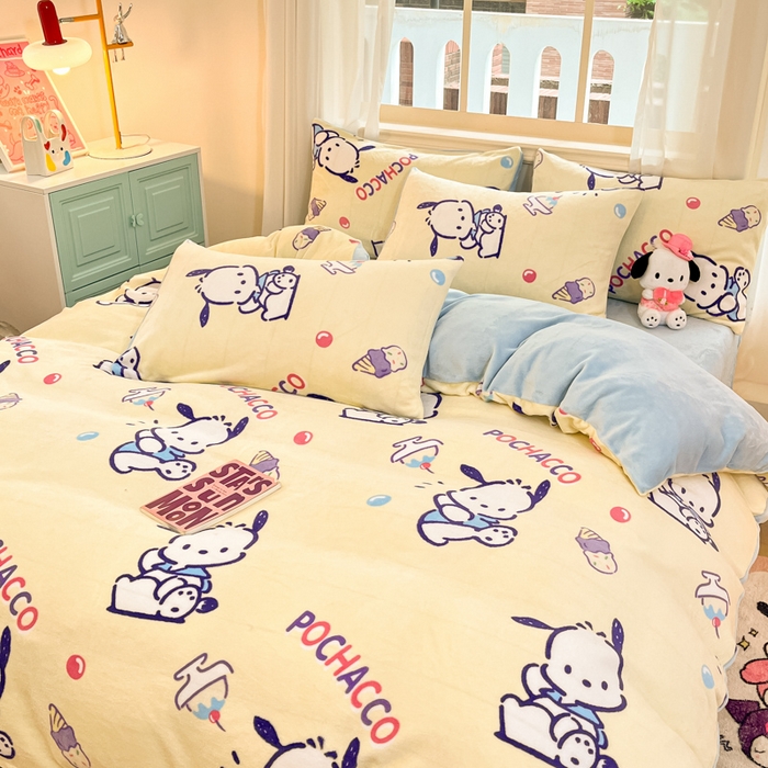 91家纺网 家纺一手货源 找家纺 2024新品正版三丽鸥授权卡通加厚高克重牛奶绒系列四件套 绒三丽鸥-甜筒帕恰狗