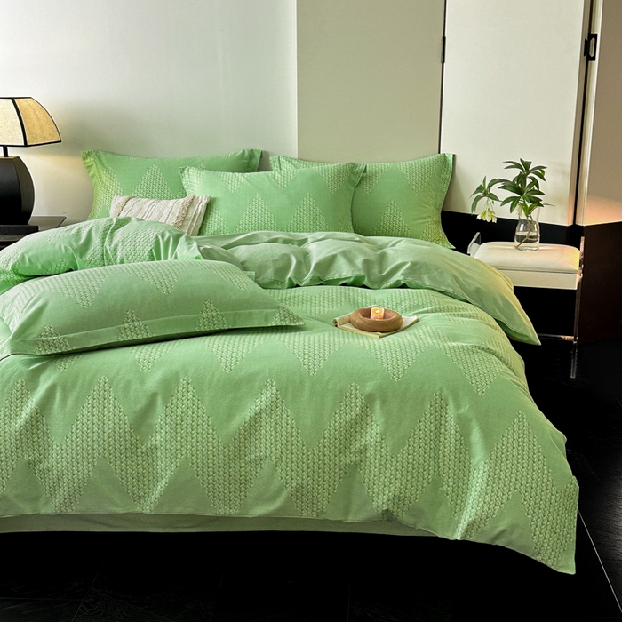 91家纺网 家纺一手货源 找家纺 涵宸家纺 2024新款亲肤全棉磨毛印花四件套--芬兰系列 留月-绿