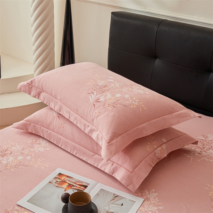 91家纺网 家纺一手货源 找家纺 缦彩 （支持一件定制）2024新款全棉被套加厚生态磨毛学生单被套纯棉被罩 抒情花季-粉