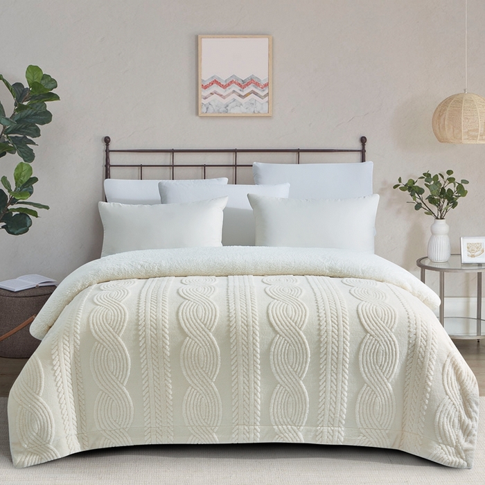 91家纺网 家纺一手货源 找家纺 巴木赫 2024新款8字配色双层羊羔绒毛毯 白色