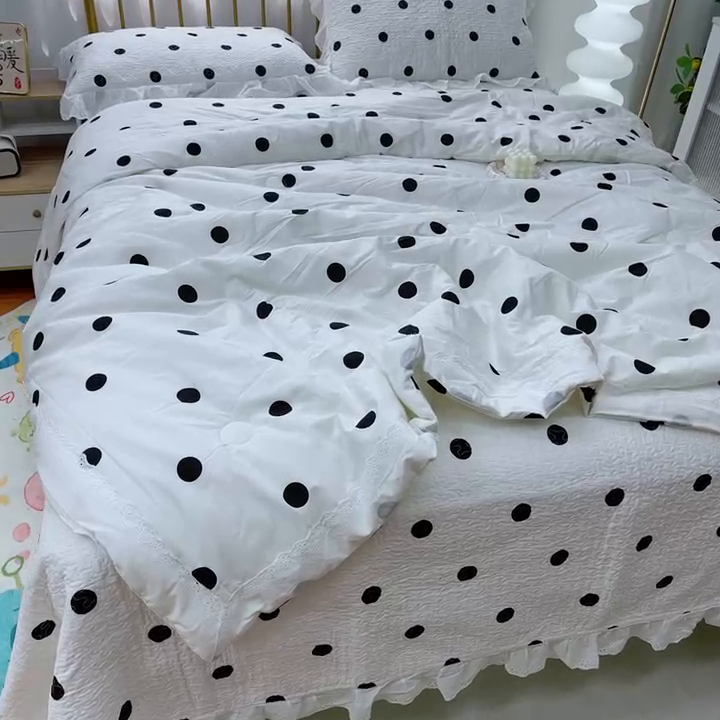 91家纺网 家纺一手货源 找家纺 暖居 2024新款春秋被床盖四件套 波点白