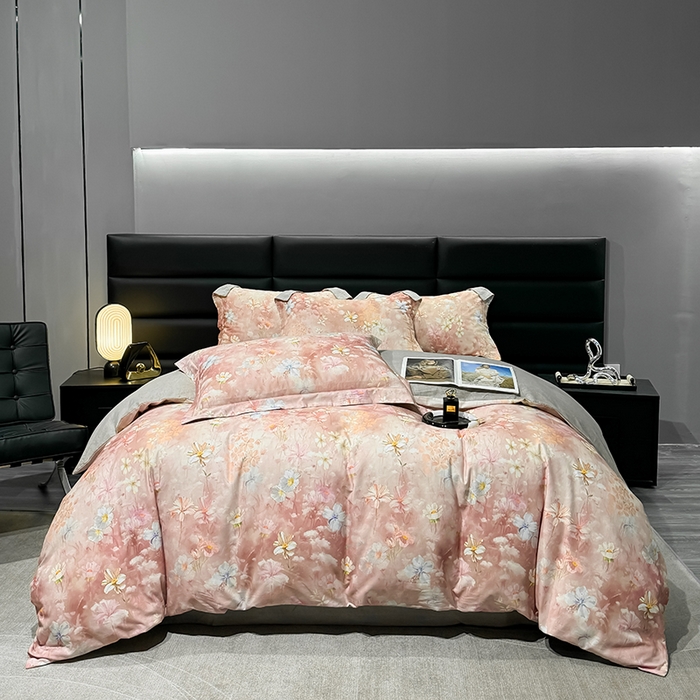 91家纺网 家纺一手货源 找家纺 2024新款A类全棉磨毛数码印花系列四件套 莉丽丝粉