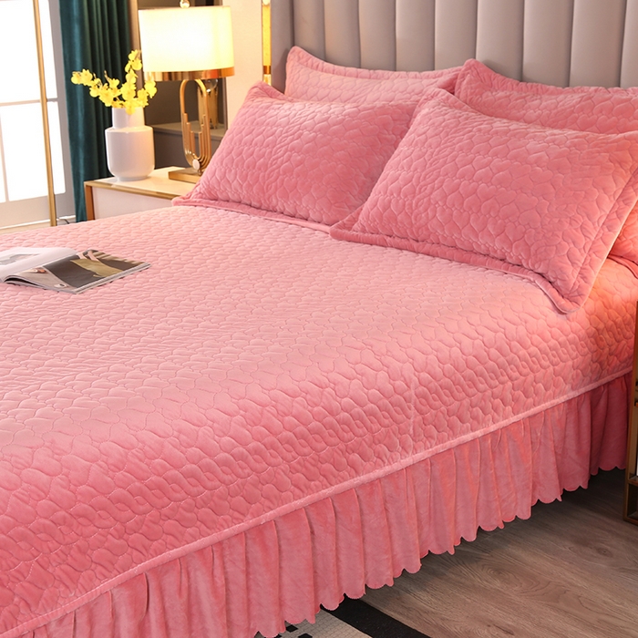 91家纺网 家纺一手货源 找家纺 芸锦豪 2024新款宝宝绒床盖 浅豆沙