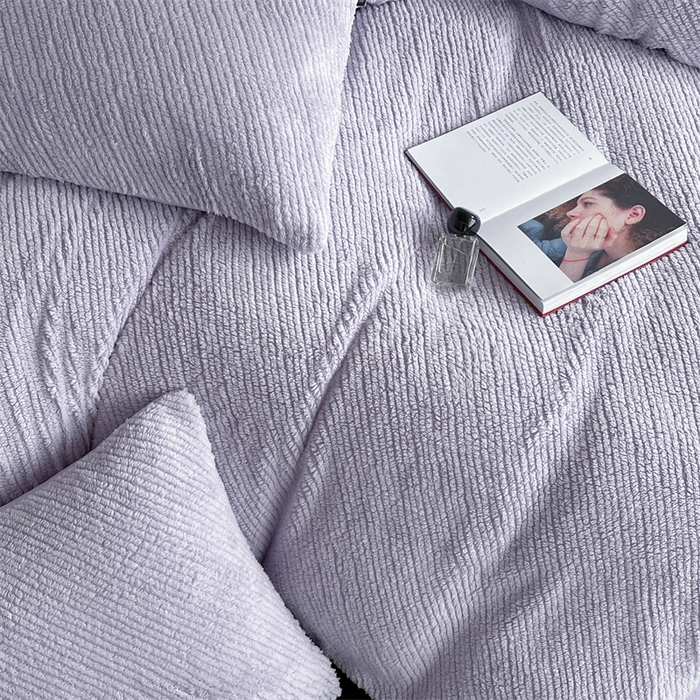 91家纺网 家纺一手货源 找家纺 星座家纺  2025新款泰迪绒提花牛奶绒四件套 香芋紫