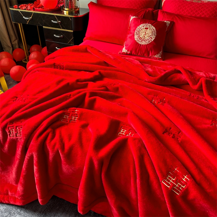 91家纺网 家纺一手货源 找家纺 2024新款仿皮草兔绒精品绣花毛毯毯子 喜气生辉