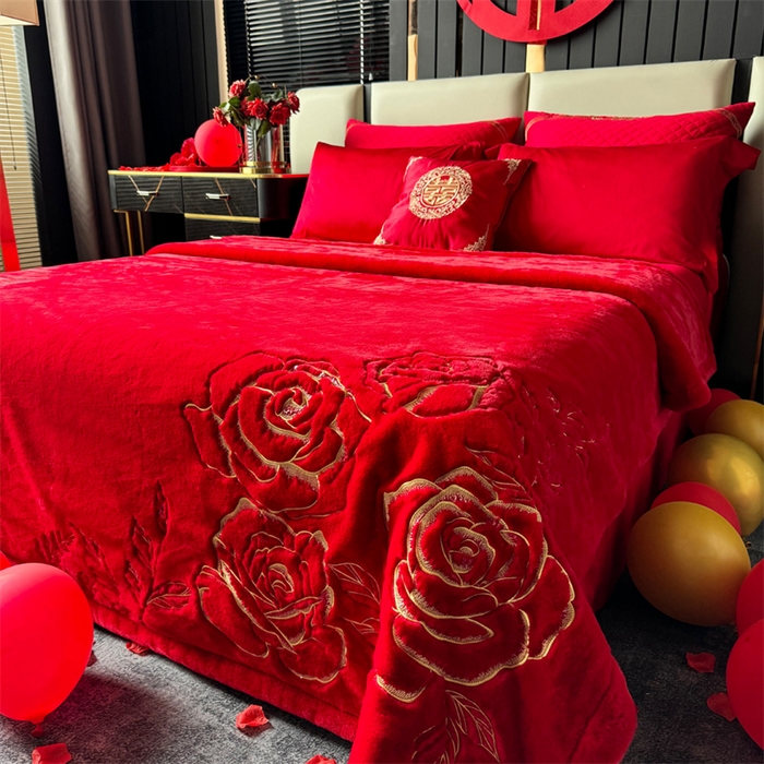 91家纺网 家纺一手货源 找家纺 2024新款仿皮草兔绒精品绣花毛毯毯子 幸福花海