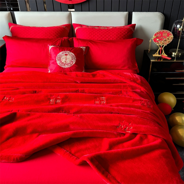 91家纺网 家纺一手货源 找家纺 2024新款仿皮草兔绒精品绣花毛毯毯子 喜气生辉