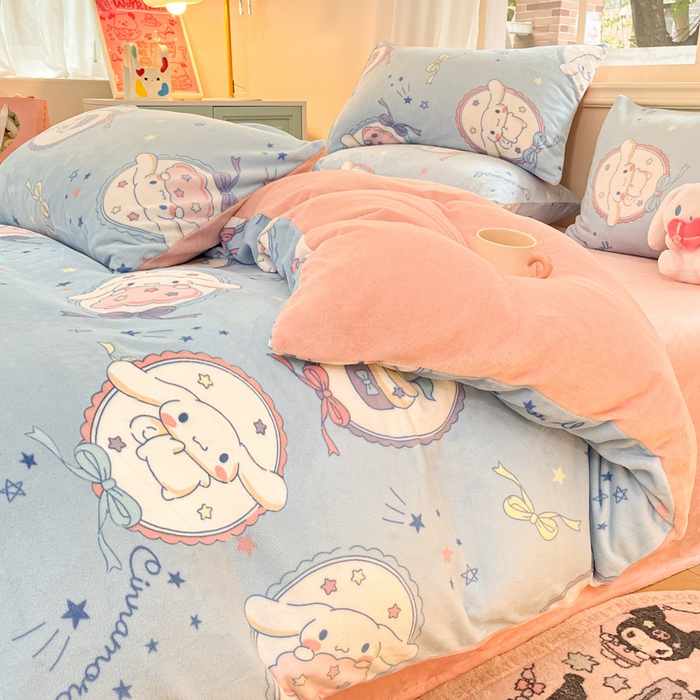 91家纺网 家纺一手货源 找家纺 2024新品正版三丽鸥授权卡通加厚高克重牛奶绒系列四件套 绒三丽鸥-星星玉桂狗