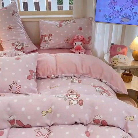 91家纺网 家纺一手货源 找家纺 2024新品正版三丽鸥授权卡通加厚高克重牛奶绒系列四件套 绒三丽鸥-草莓甜点美乐蒂