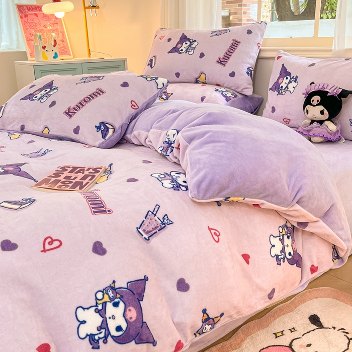 91家纺网 家纺一手货源 找家纺 2024新品正版三丽鸥授权卡通加厚高克重牛奶绒系列四件套 绒三丽鸥-紫心库洛米