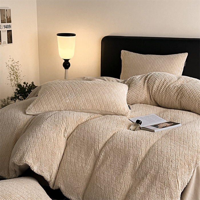 91家纺网 家纺一手货源 找家纺 星座家纺  2025新款泰迪绒提花牛奶绒四件套 浅驼咖