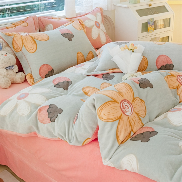 91家纺网 家纺一手货源 找家纺 锦罗绣 2024新款加厚牛奶绒四件套印花四件套单被套 蓓思