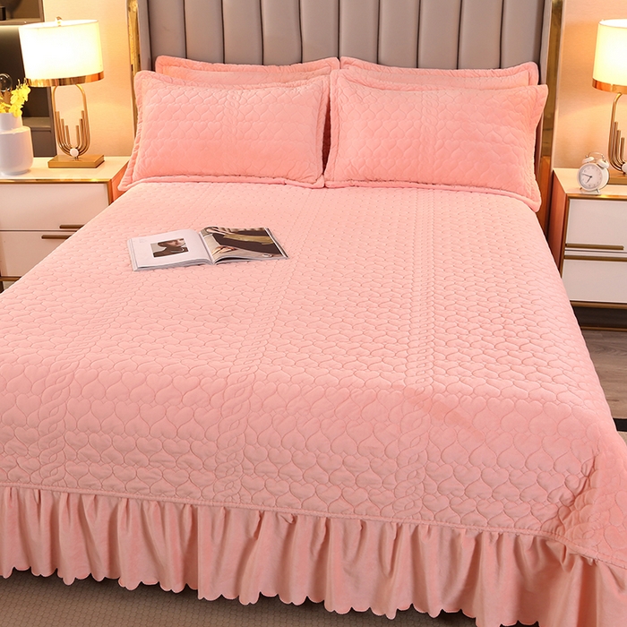 91家纺网 家纺一手货源 找家纺 芸锦豪 2024新款宝宝绒床盖 玫瑰粉