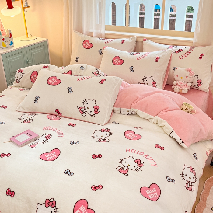 91家纺网 家纺一手货源 找家纺 2024新品正版三丽鸥授权卡通加厚高克重牛奶绒系列四件套 绒三丽鸥-奶油kitty