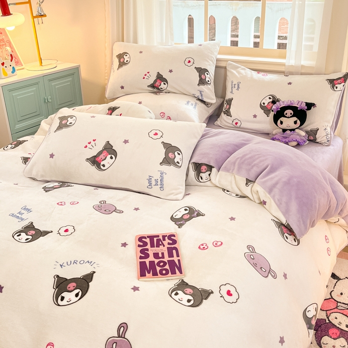 91家纺网 家纺一手货源 找家纺 2024新品正版三丽鸥授权卡通加厚高克重牛奶绒系列四件套 绒三丽鸥-可爱小小库洛米