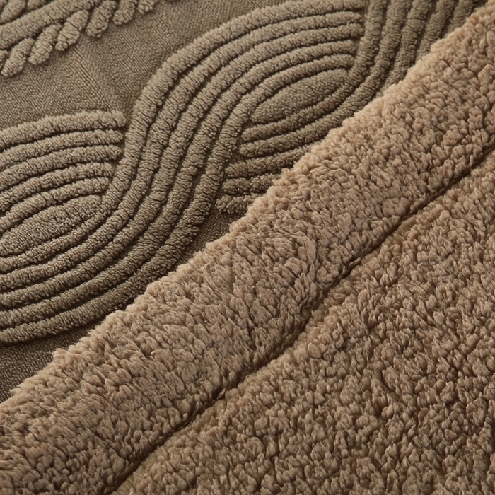 91家纺网 家纺一手货源 找家纺 巴木赫 2024新款8字配色双层羊羔绒毛毯 深棕