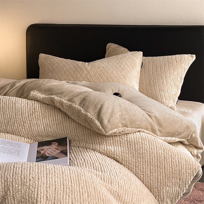 91家纺网 家纺一手货源 找家纺 星座家纺  2025新款泰迪绒提花牛奶绒四件套 浅驼咖