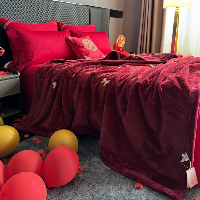 91家纺网 家纺一手货源 找家纺 2024新款仿皮草兔绒精品绣花毛毯毯子 蝴蝶结-酒红