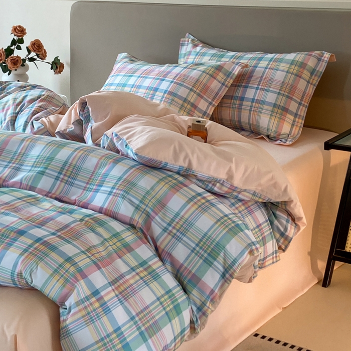 91家纺网 家纺一手货源 找家纺 涵宸家纺 2024新款亲肤全棉磨毛印花四件套--芬兰系列 棒棒糖