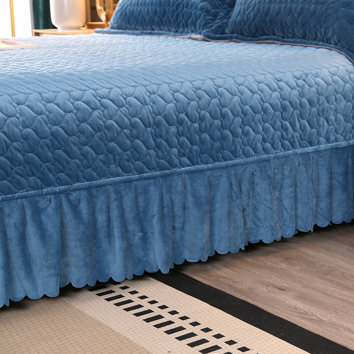 91家纺网 家纺一手货源 找家纺 芸锦豪 2024新款宝宝绒床盖 贵族蓝