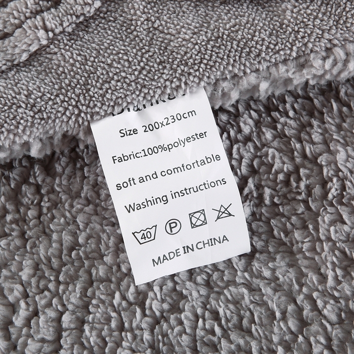 91家纺网 家纺一手货源 找家纺 巴木赫 2024新款8字配色双层羊羔绒毛毯 浅灰