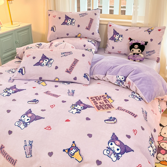 91家纺网 家纺一手货源 找家纺 2024新品正版三丽鸥授权卡通加厚高克重牛奶绒系列四件套 绒三丽鸥-紫心库洛米