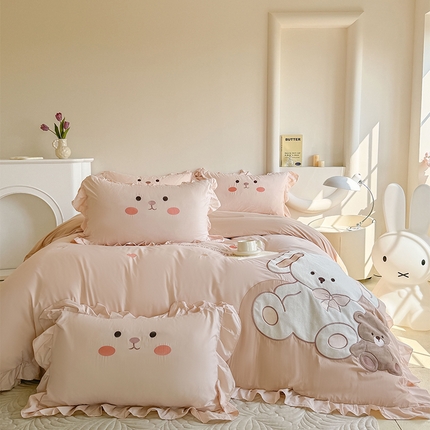 91家纺网 家纺一手货源 找家纺 （总）2025新款柔肤棉刺绣公主风四件套-安睡熊系列