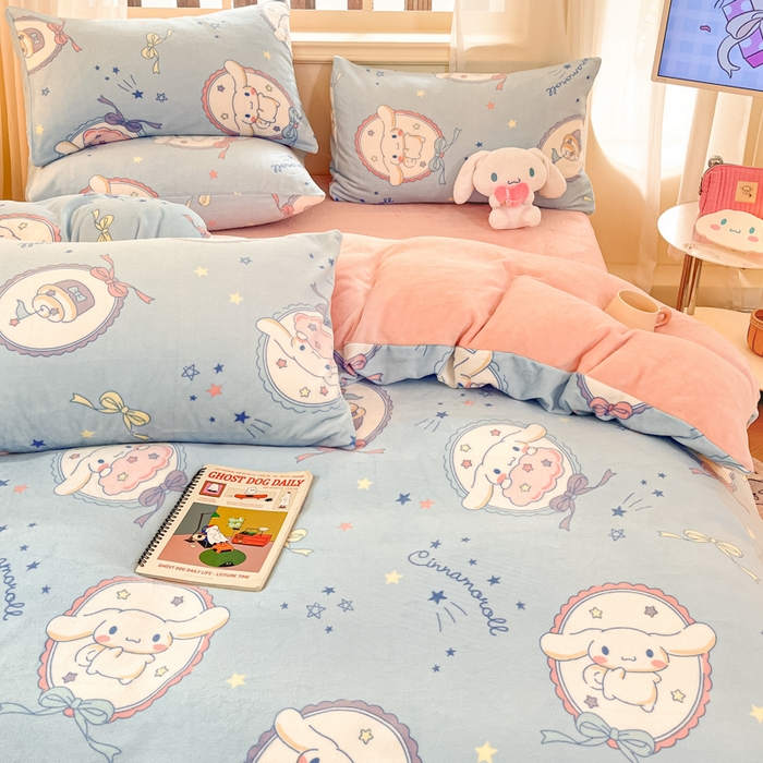 91家纺网 家纺一手货源 找家纺 2024新品正版三丽鸥授权卡通加厚高克重牛奶绒系列四件套 绒三丽鸥-星星玉桂狗
