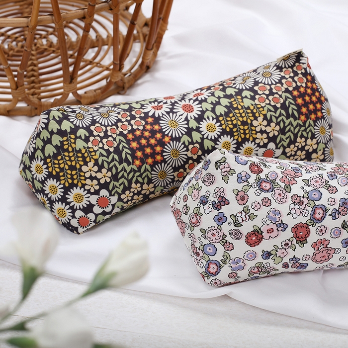 91家纺网 家纺一手货源 找家纺 （总）明星枕业全棉荞麦枕颈椎三角枕成人花草枕荞麦壳+10%薰衣草枕芯