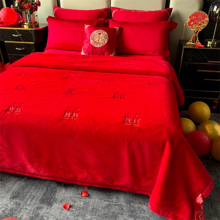 91家纺网 家纺一手货源 找家纺 2024新款仿皮草兔绒精品绣花毛毯毯子 喜气生辉