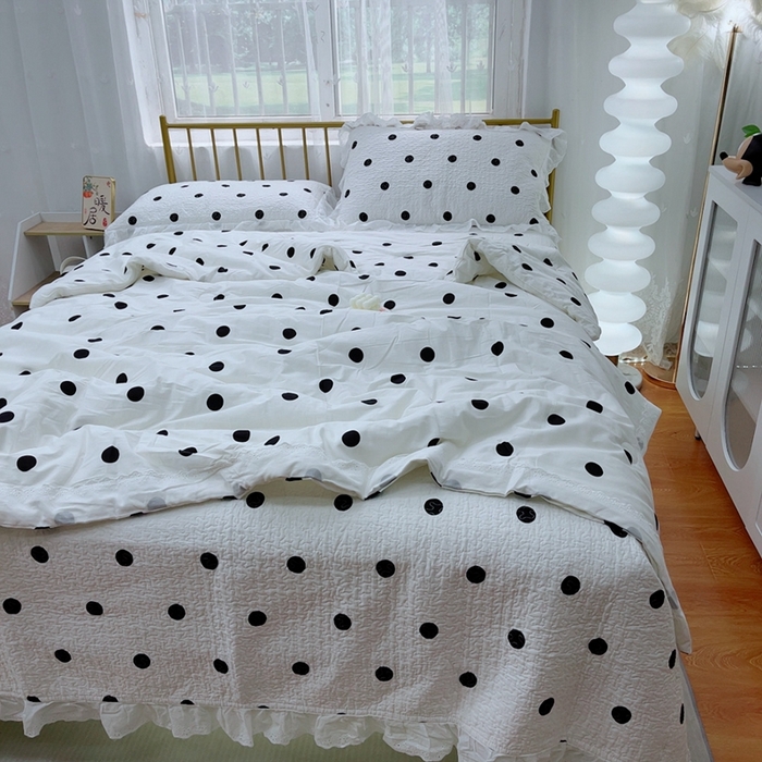 91家纺网 家纺一手货源 找家纺 暖居 2024新款春秋被床盖四件套 波点白