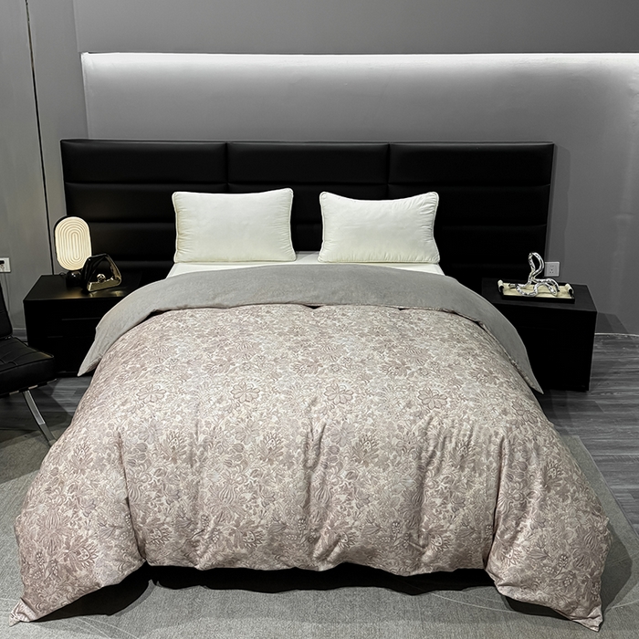 91家纺网 家纺一手货源 找家纺 2024新款A类全棉磨毛数码印花系列四件套 莉娅灰