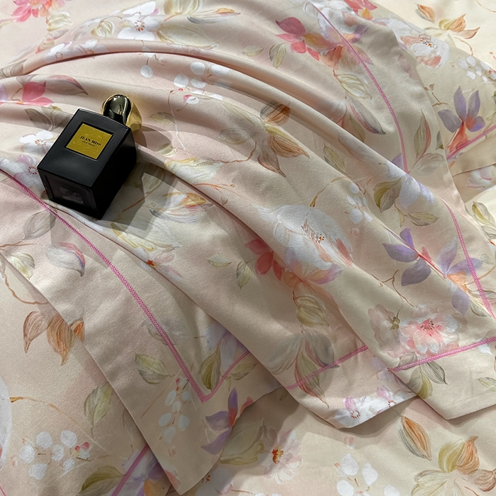 91家纺网 家纺一手货源 找家纺 2024新款A类全棉磨毛数码印花系列四件套 科莫花园粉