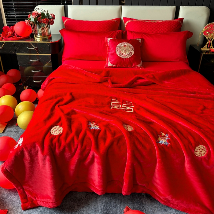 91家纺网 家纺一手货源 找家纺 2024新款仿皮草兔绒精品绣花毛毯毯子 百年好合