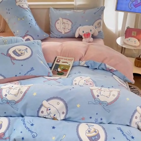 91家纺网 家纺一手货源 找家纺 2024新品正版三丽鸥授权卡通加厚高克重牛奶绒系列四件套 绒三丽鸥-星星玉桂狗